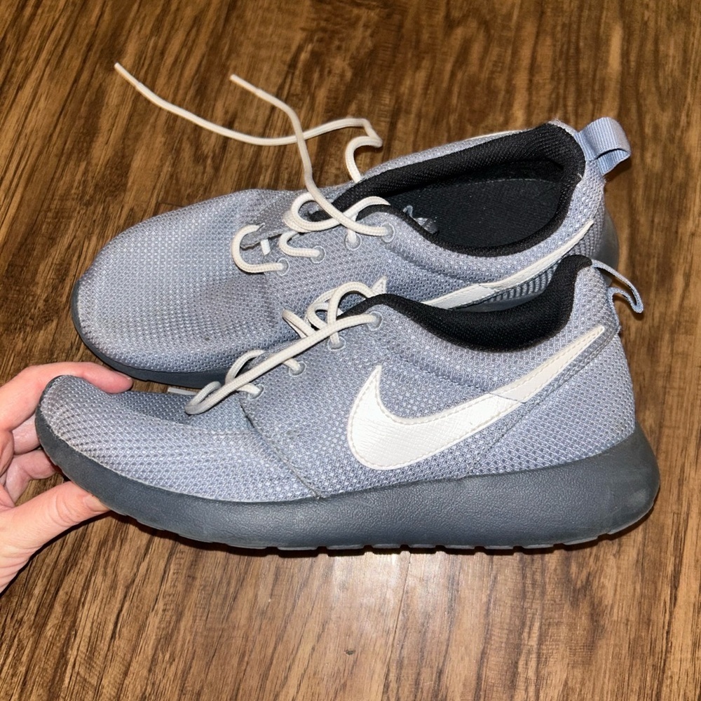 Blue Nike Sneakers. Size 6